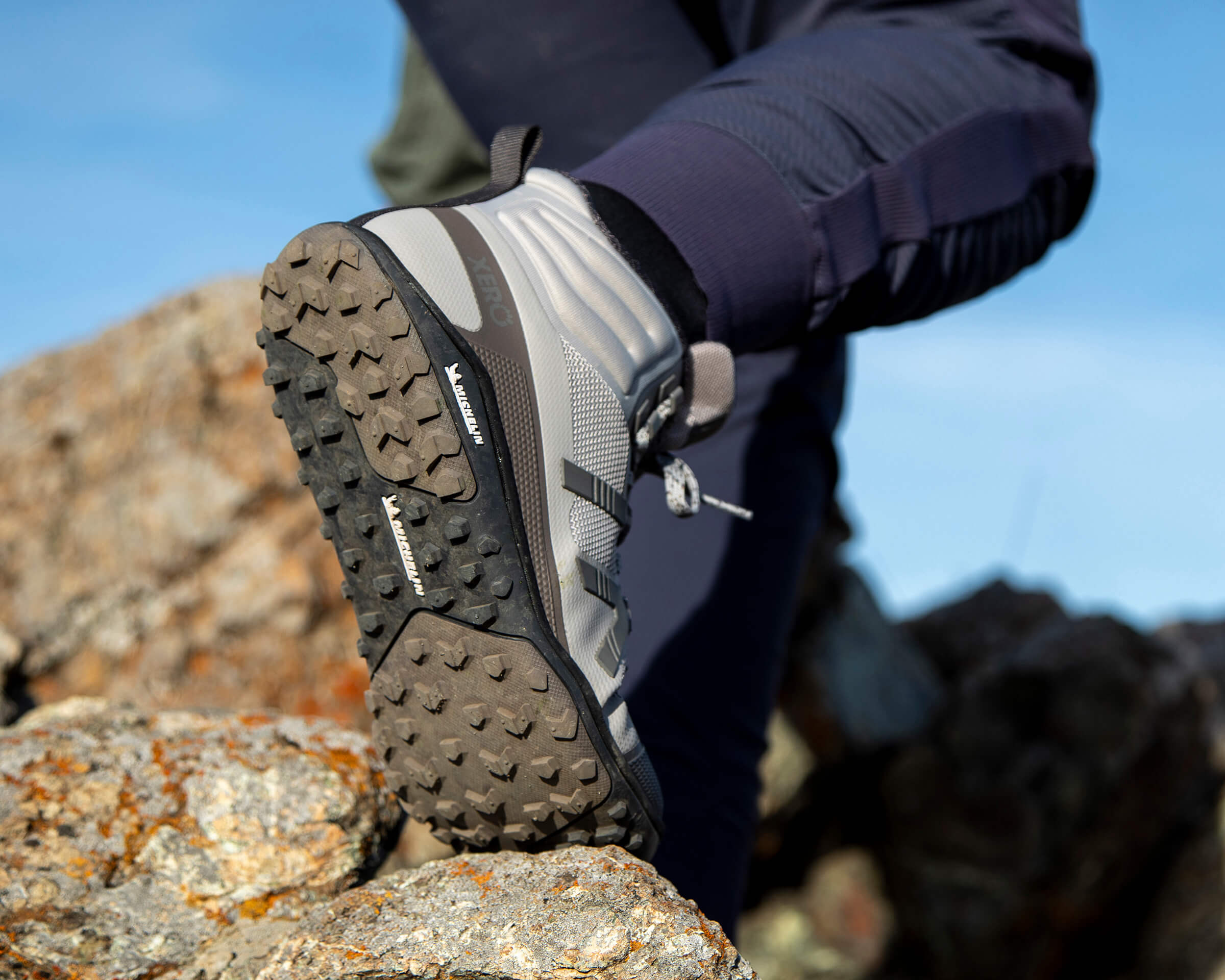 Scrambler-Mid-II_Women_Feature1